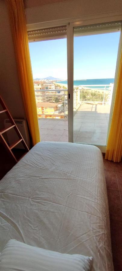 Atico Con Espectacular Terraza Frente Al Mar Apartment Peñíscola Екстериор снимка